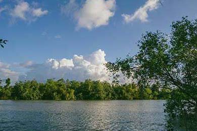 AC米兰中锋梅开二度，帮助球队继续领跑积分榜，ac米兰 中锋